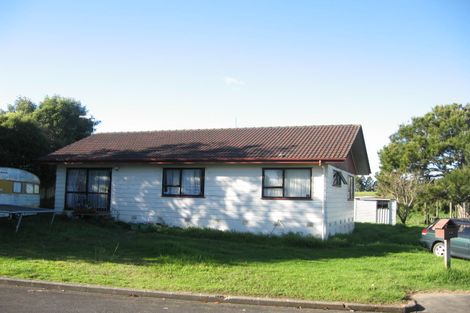 Photo of property in 12 Celmisia Place, Weymouth, Auckland, 2103