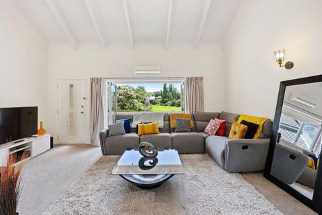 Photo of property in 2/30 Curacao Place, Half Moon Bay, Auckland, 2012