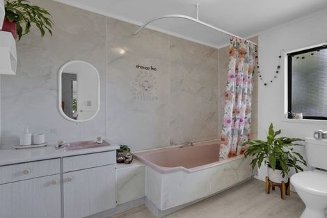 Photo of property in 5b Ross View Terrace, Dinsdale, Hamilton, 3204