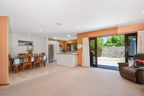 Photo of property in 2/6 Woburn Place, Nukuhau, Taupo, 3330
