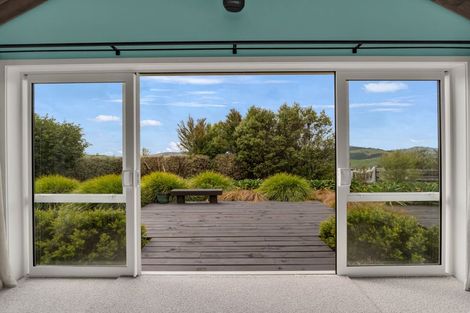 Photo of property in 114 Kaitemako Road South, Ohauiti, Tauranga, 3173