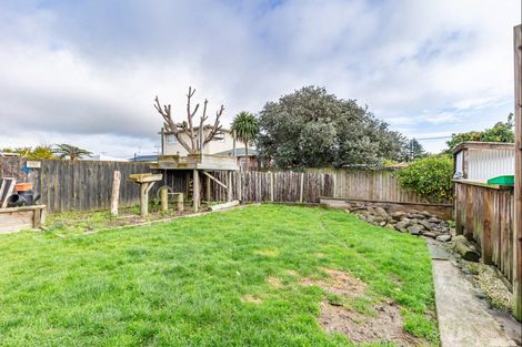 Photo of property in 57 Hokio Beach Road, Levin, 5510