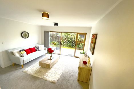 Photo of property in 4/773 Beach Road, Browns Bay, Auckland, 0630