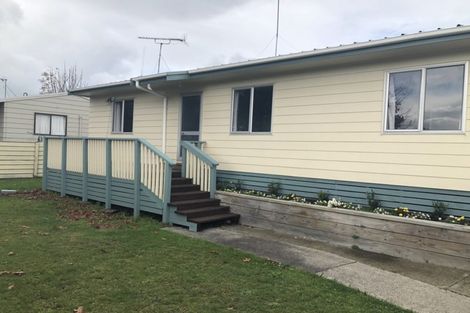 Photo of property in 86a Kahikatea Drive, Melville, Hamilton, 3206