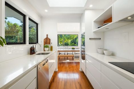 Photo of property in 7 Brussells Place, Birkenhead, Auckland, 0626