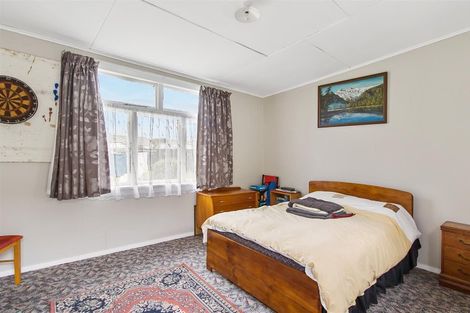 Photo of property in 18 Holmes Street, Waimate, 7924