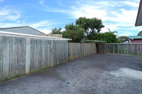 Photo of property in 8 Beech Place, Owhata, Rotorua, 3010