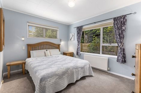 Photo of property in 85 Kahu Road, Paremata, Porirua, 5024