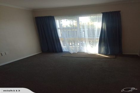 Photo of property in 17b Hillcrest Drive, Kelvin Grove, Palmerston North, 4414