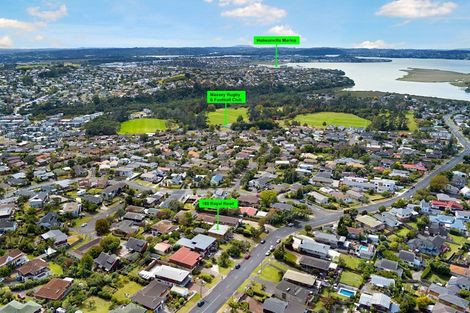 Photo of property in 180 Royal Road, Massey, Auckland, 0614