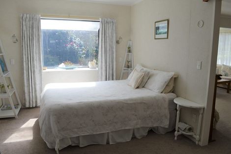 Photo of property in 220 Pagitt Street, Coromandel, 3506