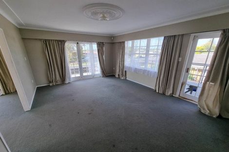 Photo of property in 35 Domain Road, Weymouth, Auckland, 2103