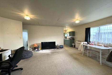 Photo of property in 50d Lanark Street, Balclutha, 9230