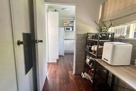 Photo of property in 1/58 Matipo Road, Mairangi Bay, Auckland, 0630