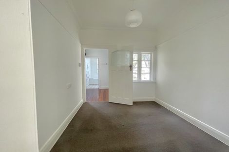 Photo of property in 3/136 Evans Bay Parade, Roseneath, Wellington, 6021
