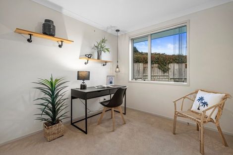 Photo of property in 8 Bathurst Crescent, Pyes Pa, Tauranga, 3112