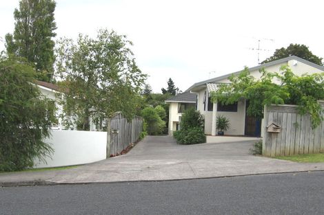 Photo of property in 2/49 Gordon Avenue, Forrest Hill, Auckland, 0620