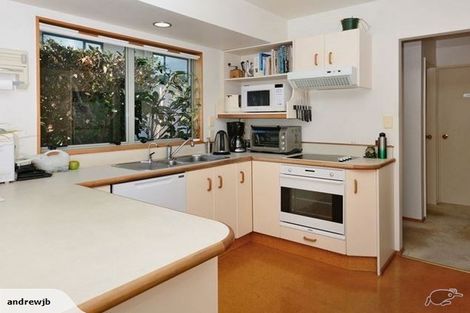 Photo of property in 112 Stanmore Bay Road, Stanmore Bay, Whangaparaoa, 0932