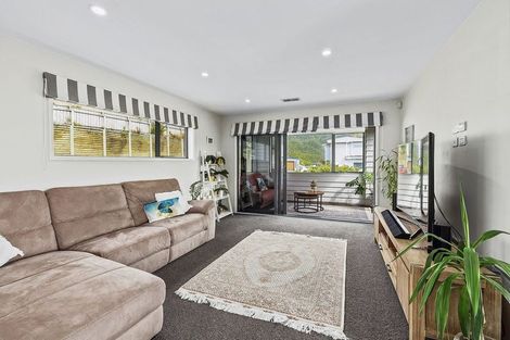 Photo of property in 92 Downing Street, Crofton Downs, Wellington, 6035