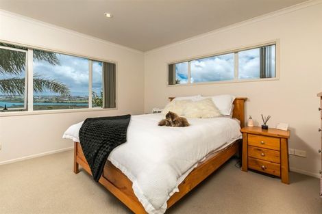 Photo of property in 107 Maire Road, Orewa, 0931