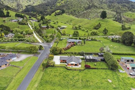 Photo of property in 16 Kauri Lane, Huntly, 3771