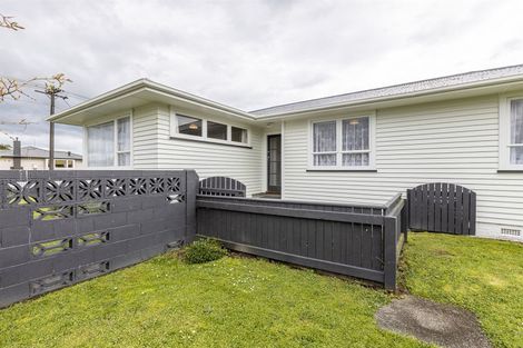 Photo of property in 75 Kettle Avenue, Awapuni, Palmerston North, 4412