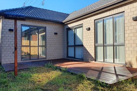 Photo of property in 28 Allen Street, Mangere East, Auckland, 2024