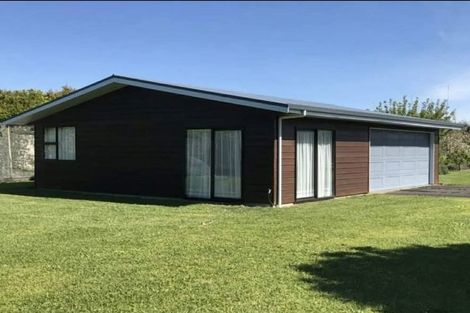 Photo of property in 153 Taha Road, Waimauku, 0881