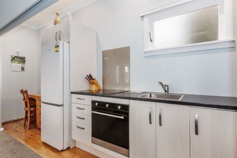 Photo of property in 61 Bayview Road, Paremata, Porirua, 5024