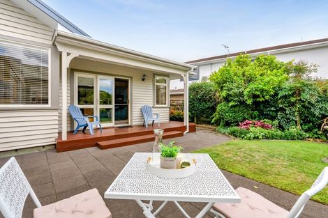 Photo of property in 117 Carrington Street, Lower Vogeltown, New Plymouth, 4310