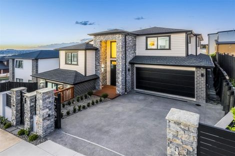 Photo of property in 54 Armstrong Farm Drive, East Tamaki Heights, Auckland, 2016