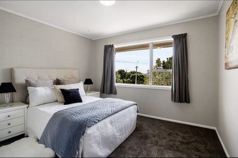 Photo of property in 3/68 Rua Road, Glen Eden, Auckland, 0602