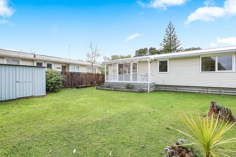 Photo of property in 3/36 Daytona Road, Henderson, Auckland, 0610
