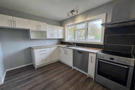 Photo of property in 73 Appleby Crescent, Burnside, Christchurch, 8053