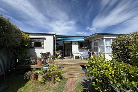 Photo of property in 53 Te Awa Avenue, Te Awa, Napier, 4110