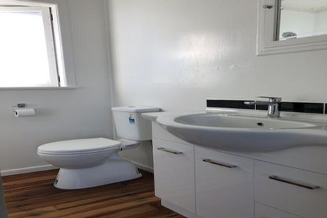 Photo of property in 2 Sheridan Street, Silverdale, Hamilton, 3216