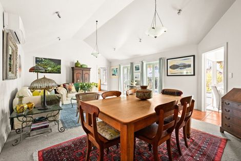 Photo of property in 65 Lucknow Road, Havelock North, 4130