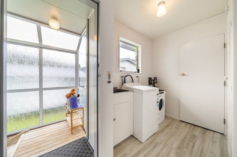Photo of property in 3 Bowline Place, Whitby, Porirua, 5024
