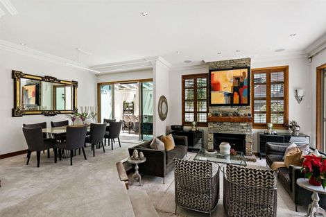 Photo of property in 18a Tiri Road, Milford, Auckland, 0620