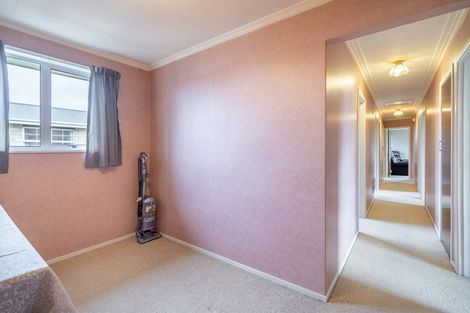 Photo of property in 5 Maltby Street, Waikiwi, Invercargill, 9810