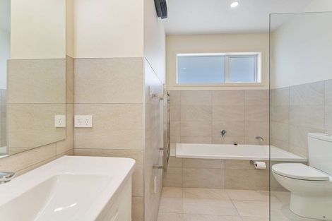 Photo of property in 71 Milano Boulevard, Karaka, Papakura, 2113