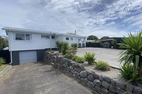 Photo of property in 7 Newbury Place, Waitara, 4320