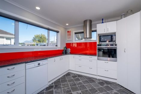 Photo of property in 8 Seyton Street, Stratford, 4332