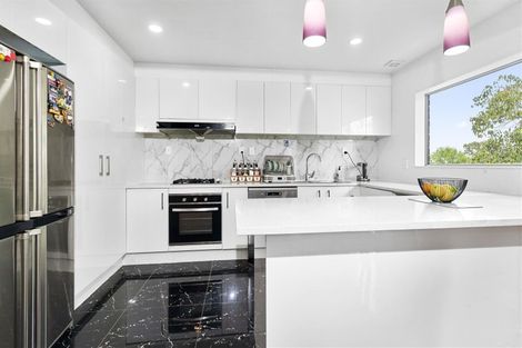 Photo of property in 77a Royal Road, Massey, Auckland, 0614