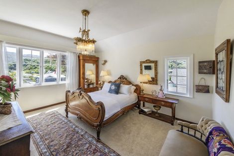 Photo of property in 14 Chamberlain Road, Karori, Wellington, 6012