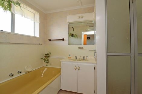 Photo of property in 19 Perth Street, South Hill, Oamaru, 9400