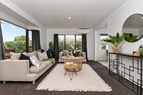 Photo of property in 1/15 Bartholomew Drive, Nawton, Hamilton, 3200