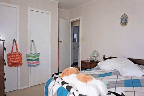 Photo of property in 129 Queen Street West, Levin, 5510