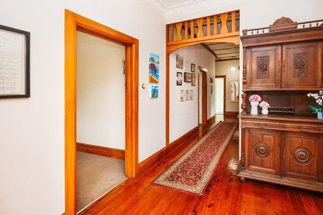 Photo of property in 292 Ruahine Street, Terrace End, Palmerston North, 4410