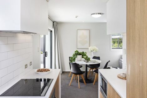 Photo of property in 2/18 Carlton Mill Road, Merivale, Christchurch, 8014